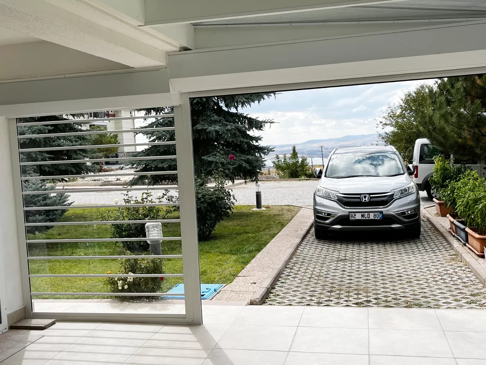 Gezgin Kepenk, Kepenkçi, Kepenk Servisi, Kepenk Tamiri, Otomatik Kepenk, Türkiyede bir kepenk imalatçısı